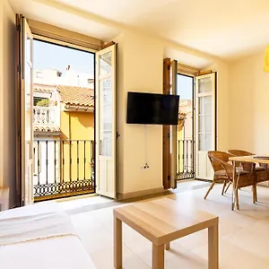 https://malaga-center-flat-la-victoria-city-center.1costadelsol.com
